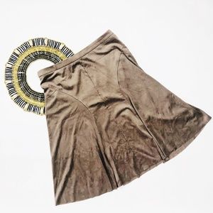 Cynthia Rowley Beige Faux Suede Midi Skirt- size 6